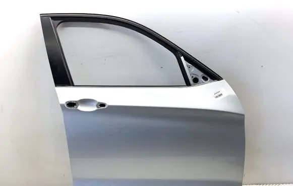 BMW X3 F25 Front door 354