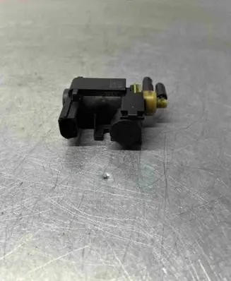 Audi A6 S6 C6 4F Turbo solenoid valve 8k0906627