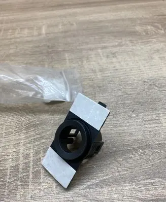 Skoda Octavia Mk2 (1Z) Front parking sensor holder (PDC) 1Z5919491B