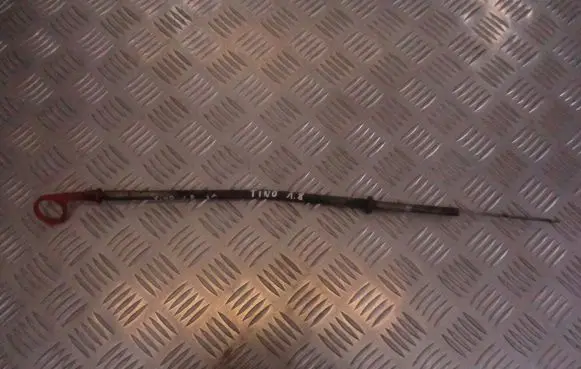 Nissan Almera Tino Oil level dip stick 