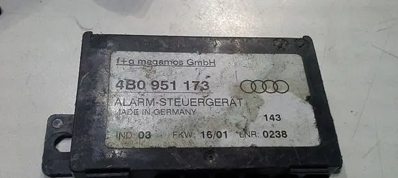 Audi A3 S3 8L Engine control unit/module 4b0951173