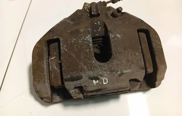 BMW 5 F10 F11 Front brake caliper