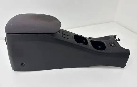 Nissan Primera Center console 
