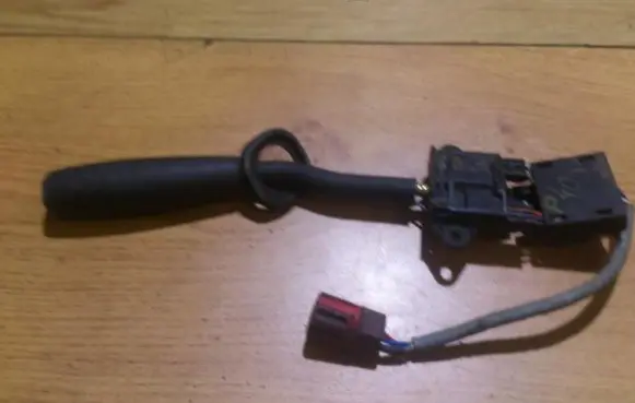 Multifunctional control switch/knob