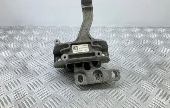 Volkswagen Golf VII Engine mount bracket 5Q0199262BJ
