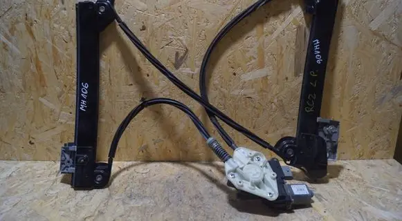 Peugeot RCZ Front door window regulator with motor
