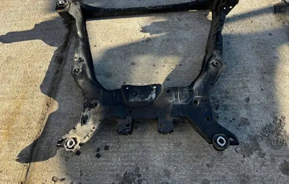 Ford Mondeo MK V Front axle beam 