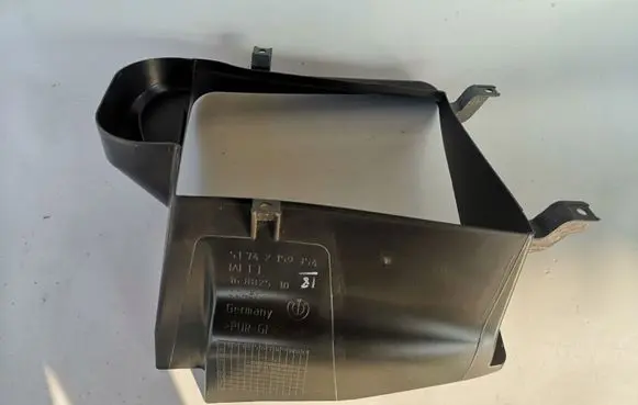 BMW X6 E71 Intercooler air guide/duct channel 2159354