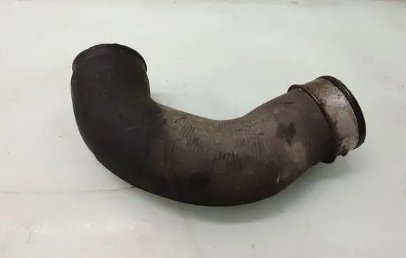 Skoda Superb B5 (3U) Intercooler hose/pipe 