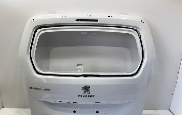Peugeot Rifter Tailgate/trunk/boot lid 