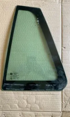Opel Insignia A Rear vent window glass 