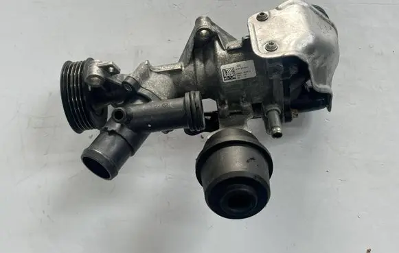 Mercedes-Benz CLA C117 X117 W117 Water pump A2702000601 A2702000301