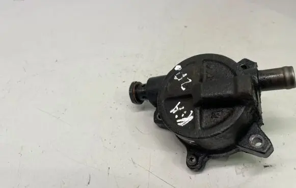 KIA Sportage Vacuum pump