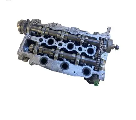 Land Rover Discovery 4 - LR4 Engine head PM9X2Q 6C064CA