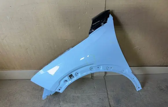 Opel Mokka B Fender 