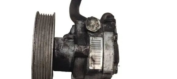 Audi A4 S4 B8 8K Power steering pump 8K0145153F