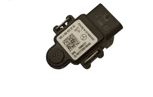 Mercedes-Benz CLA C117 X117 W117 Sensor A0008208205