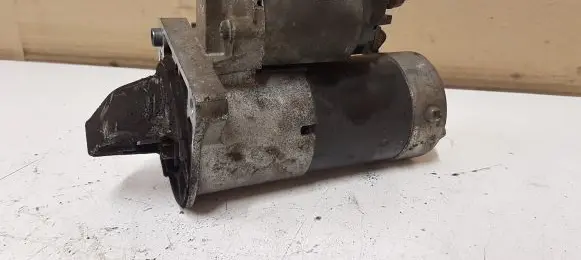 Opel Insignia A Starter motor 55353857 M001T30072