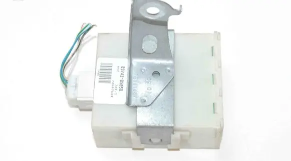 Toyota Avensis T250 Other devices 8974105050
