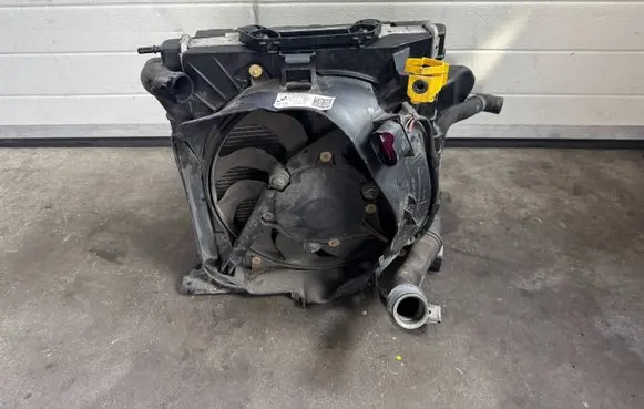 Porsche Cayman 981 Coolant radiator 99110613103