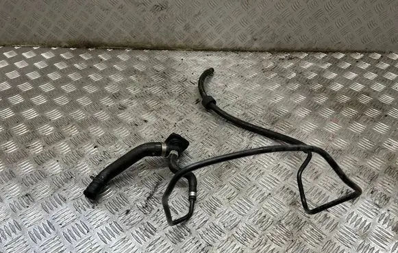 Engine coolant pipe/hose