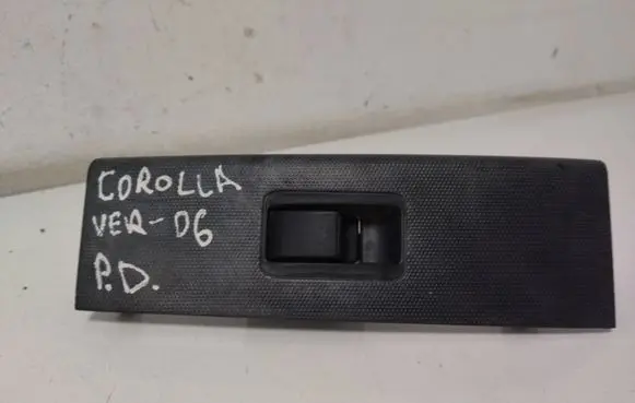 Toyota Corolla Verso AR10 Electric window control switch 742310F030