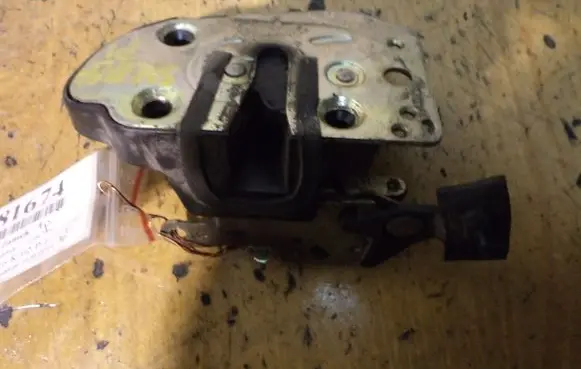 KIA Shuma Rear door lock