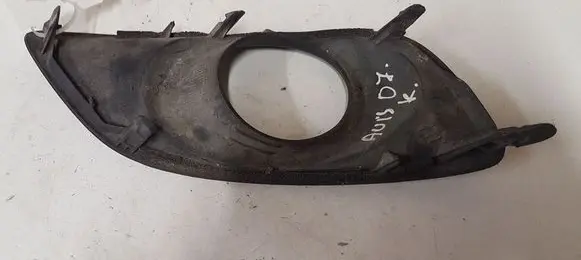 Toyota Avensis T250 Front fog light trim/grill 4313PA010 5212805050