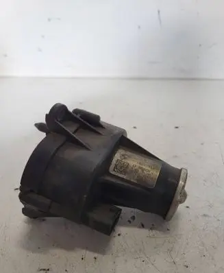 BMW 5 F10 F11 Intake manifold valve actuator/motor 8575534