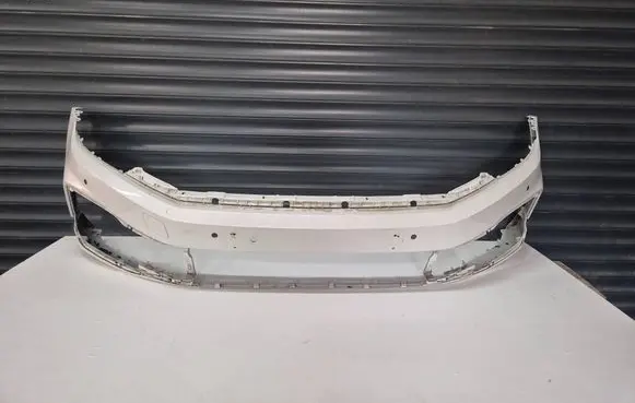 Volkswagen PASSAT B8 Front bumper 3G0807221G