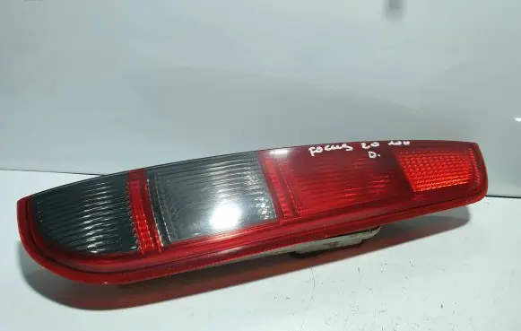 Ford Focus Rear/tail lights 712500 RS102 10209