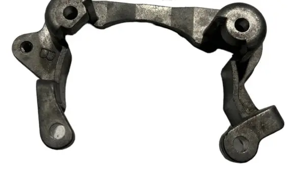 BMW 5 E39 Engine mounting bracket 1740473 13541740473