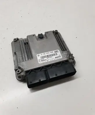 Opel Insignia A Engine control unit/module 55573539 55573560 0281015774