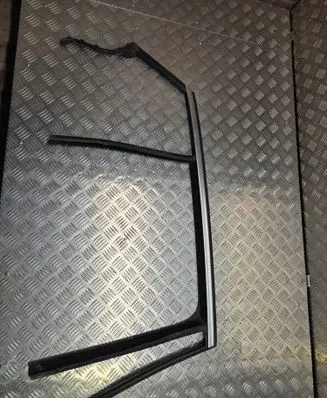 BMW X2 F39 Rear door glass trim molding 7420836 DA11222