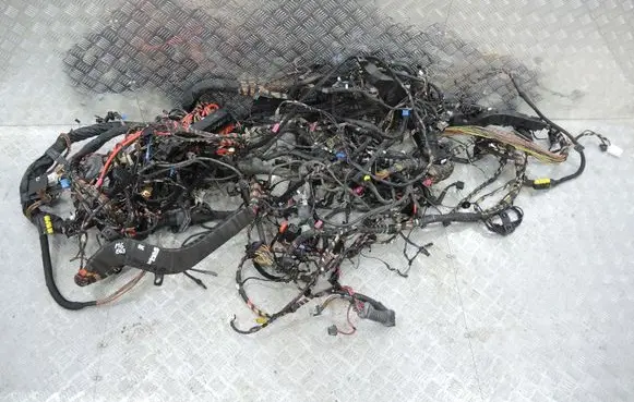 BMW 6 E63 E64 EUR ISO radio connector BMWE63