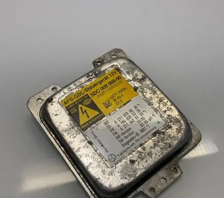 Mercedes-Benz E W211 Headlight ballast module Xenon 5DC00906000 A2114420103 A2118708826