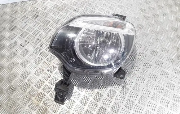 Renault Twingo III Headlight/headlamp 260608792R 223492 153874