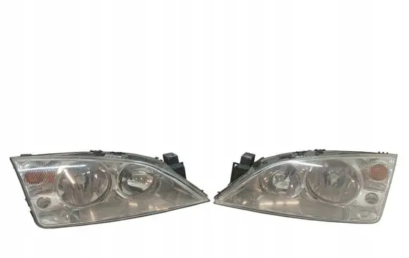 Ford Mondeo Mk III Headlights/headlamps set 0301174206