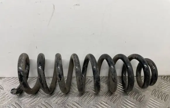 Mercedes-Benz E W238 Rear coil spring