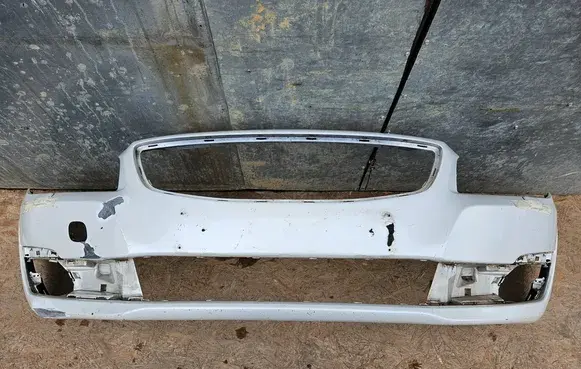 Volvo V70 Front bumper 31353444