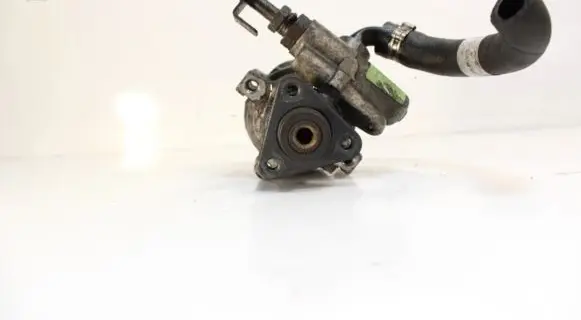 Fiat Linea Power steering pump 28165015-GB
