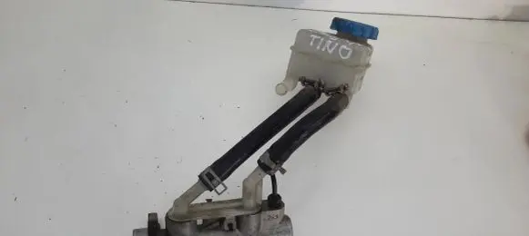 Nissan Almera Tino Master brake cylinder 22157879