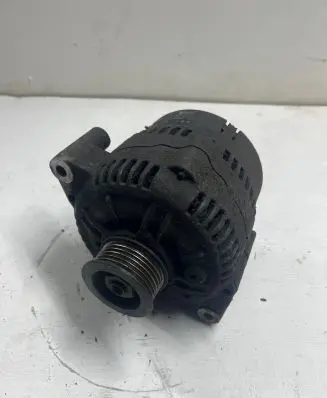 Volvo S70 V70 V70 XC Generator/alternator 9162683 0123505014