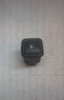 Volkswagen PASSAT B5 Fuel tank opening switch 3B0959833A