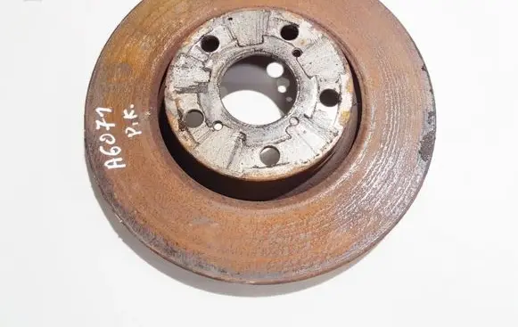 Toyota Avensis T270 Front brake disc ventiliuojamas