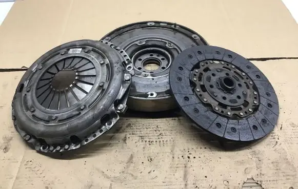 Volvo S40 Clutch set kit AV617550C1B AV617563CC