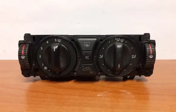 Mercedes-Benz E W210 Interior fan control switch 9140010259 2108302185