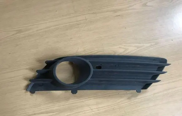 Front bumper lower grill