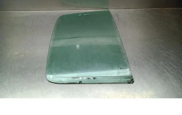 Renault Clio II Rear door window glass