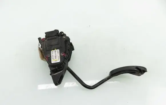 Renault Trafic II (X83) Accelerator throttle pedal 6PV00811914 7700313060
